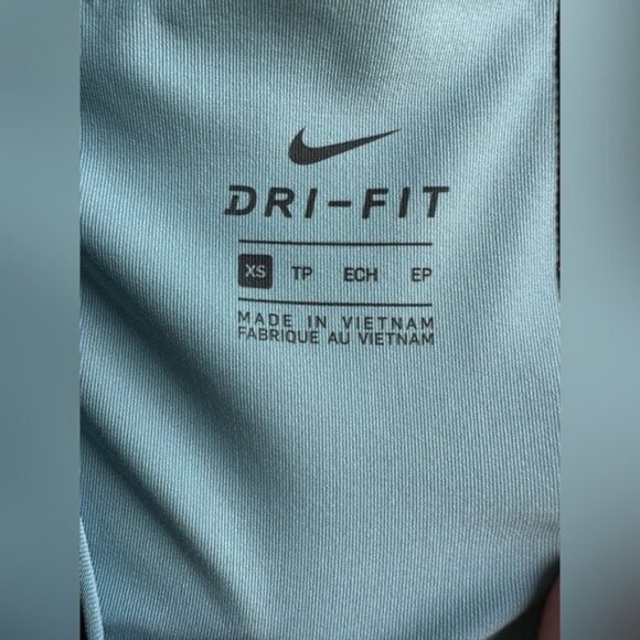 Nike Pro XS Womens Blue Gradient Dri-Fit Athletic Leggings with Stretch & Breath - Picture 3 of 6